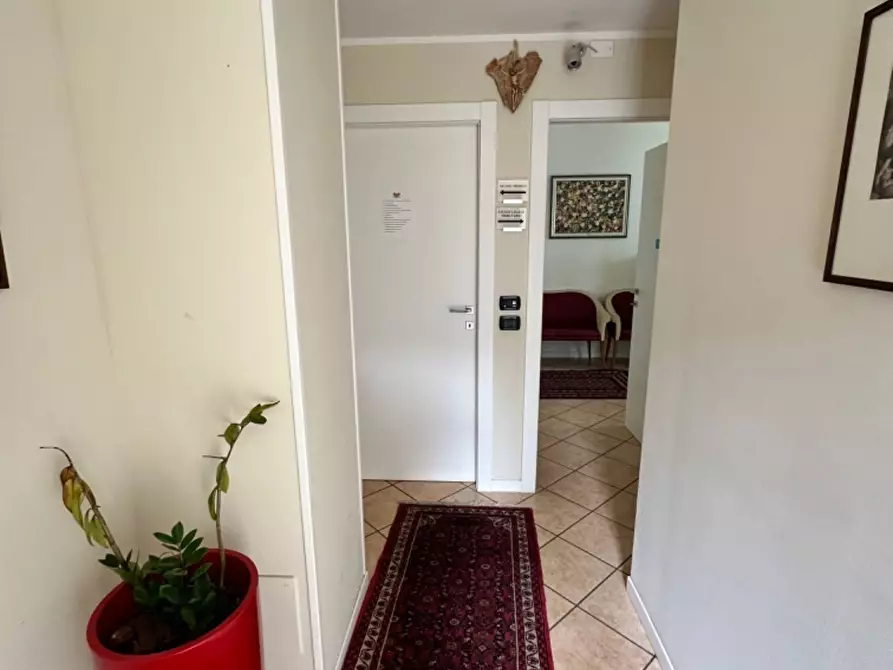 Immagine 5 di Ufficio in vendita  in Via Papa Paolo VI a Paratico