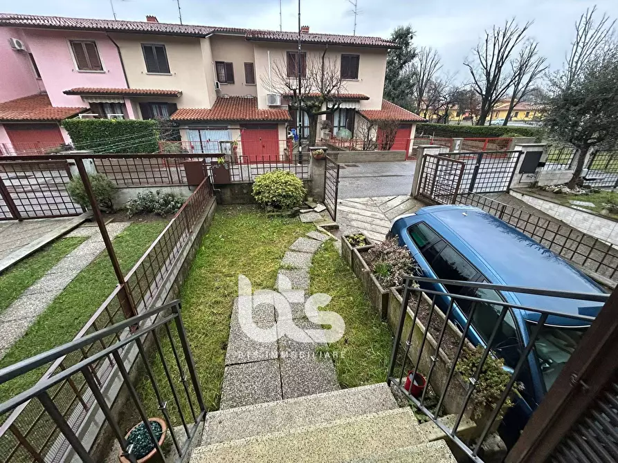 Immagine 22 di Villetta a schiera in vendita  in via delle forze armate a Chiari