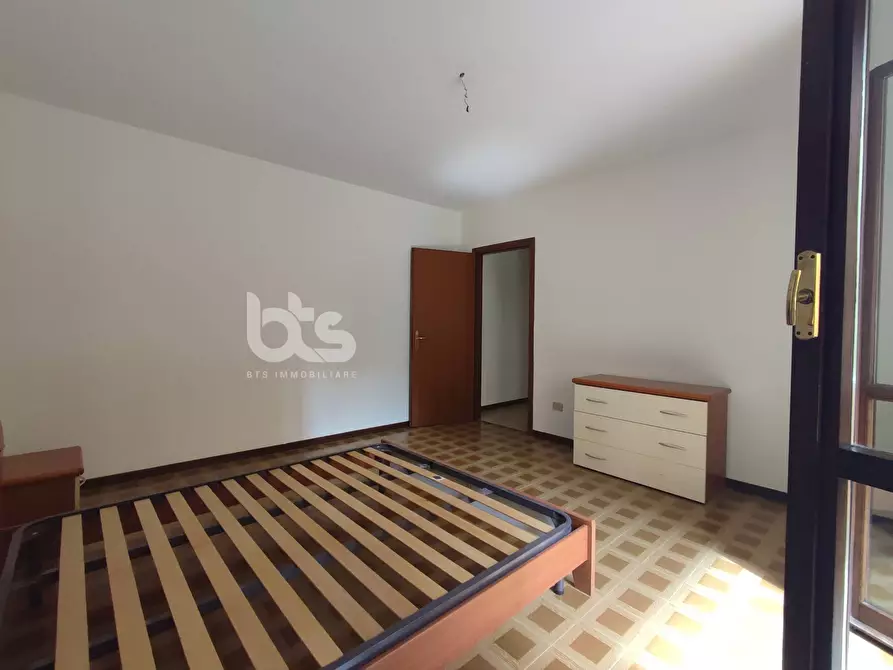 Immagine 6 di Appartamento in vendita  in Via Roma a Capriolo