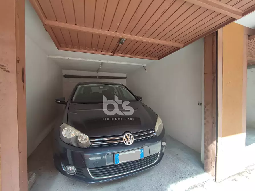 Immagine 18 di Appartamento in vendita  in Via Roma a Capriolo