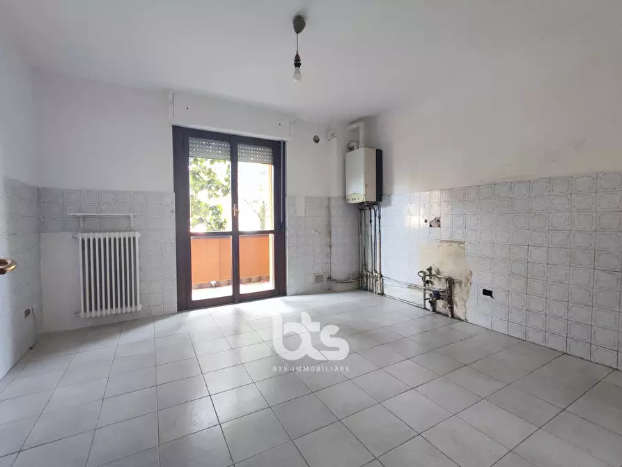 Immagine 2 di Appartamento in vendita  in Via Roma a Capriolo