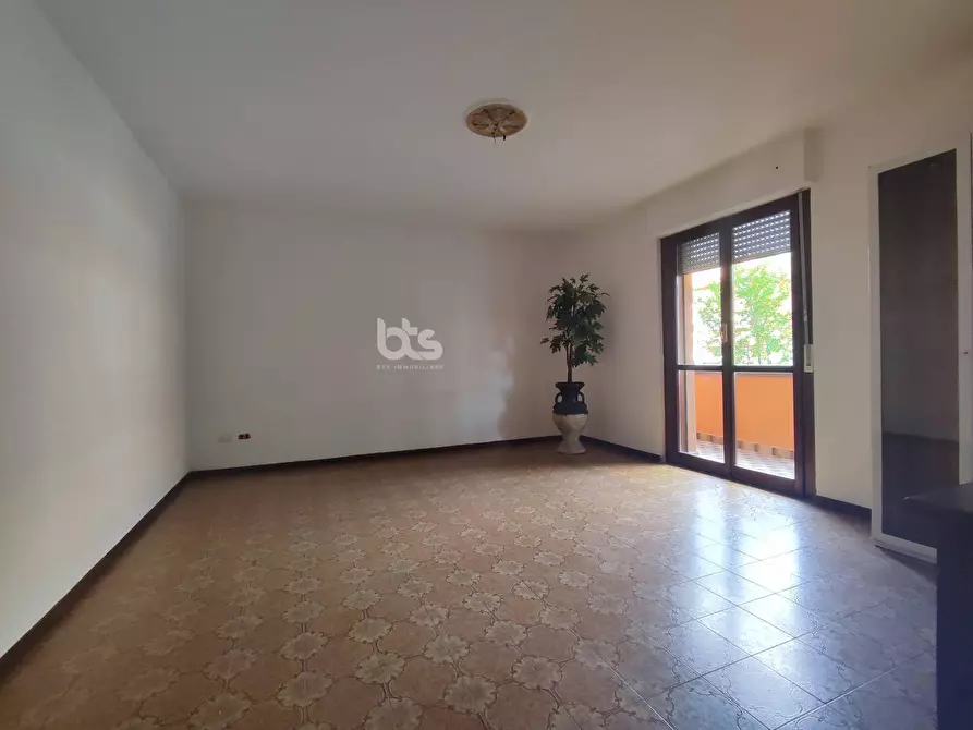 Immagine 1 di Appartamento in vendita  in Via Roma a Capriolo