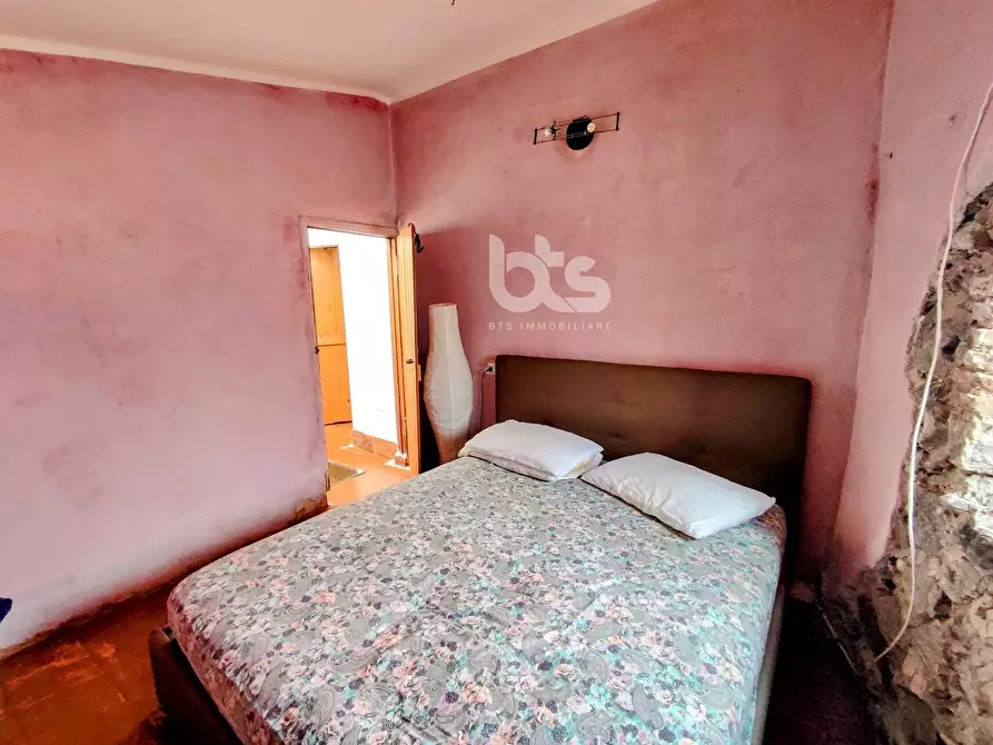 Immagine 9 di Camera in vendita  in via blaghi a Adrara San Rocco