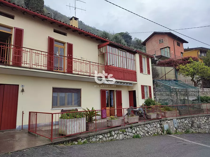 Immagine 1 di Casa indipendente in vendita  in campitino a Predore