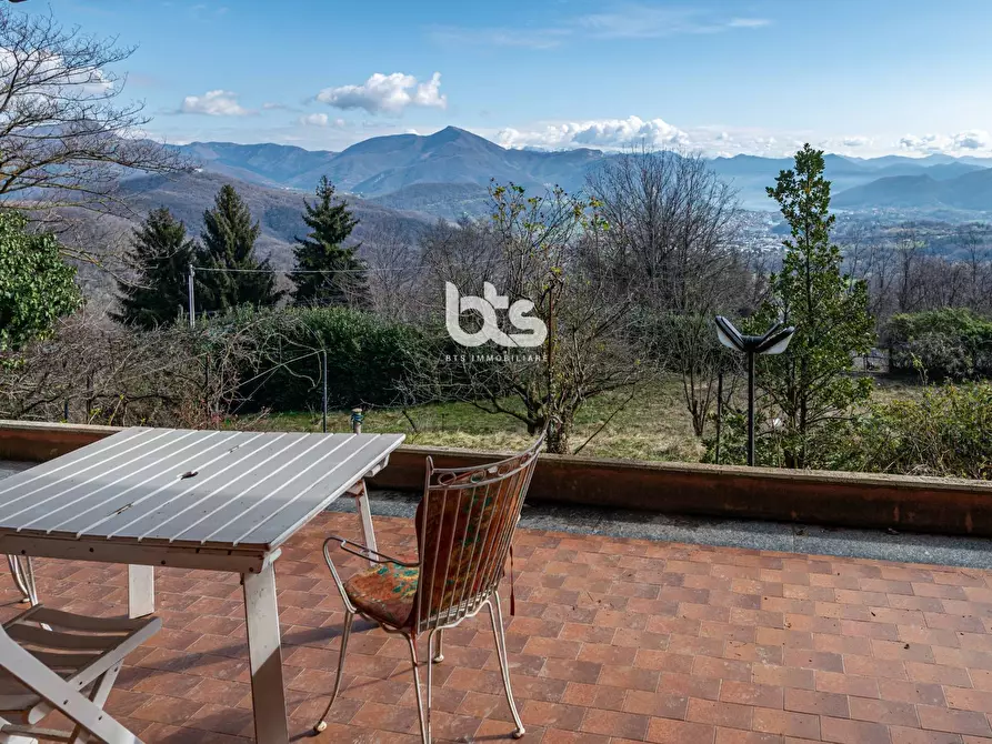 Immagine 3 di Villa in vendita  in Via strada del colle a Gandosso