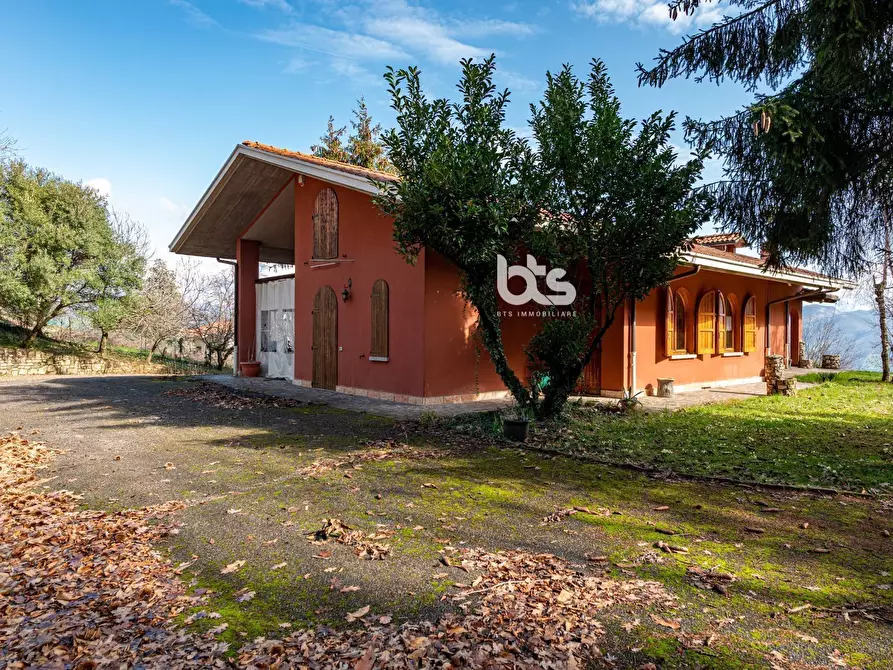 Immagine 8 di Villa in vendita  in Via strada del colle a Gandosso