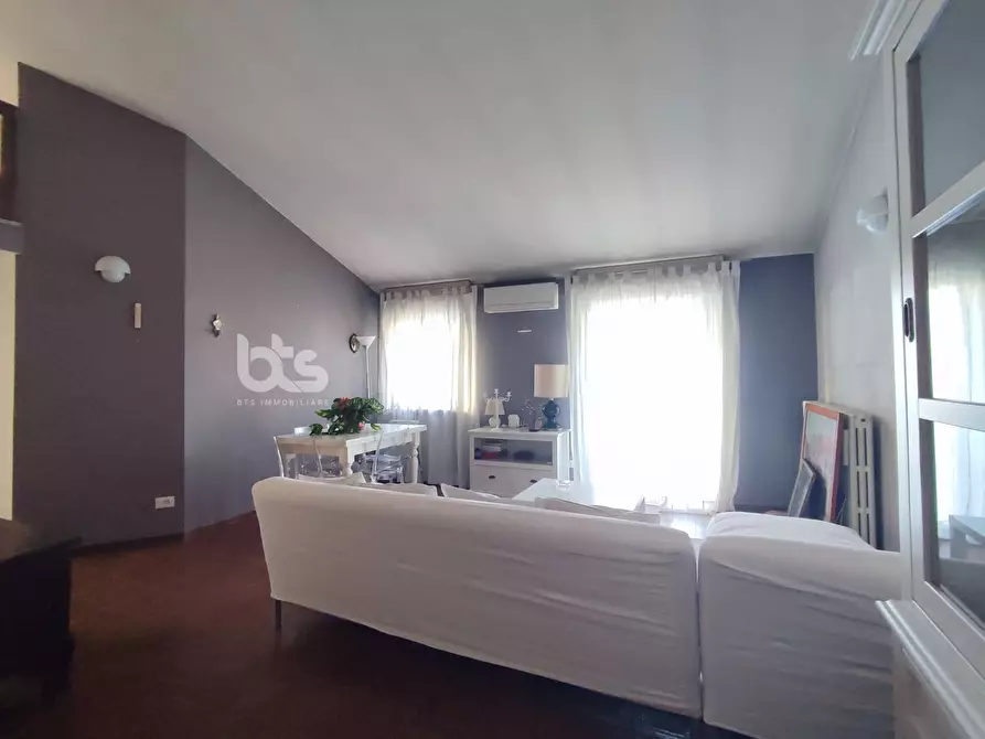 Immagine 2 di Appartamento in vendita  in via ROMA a Sarnico