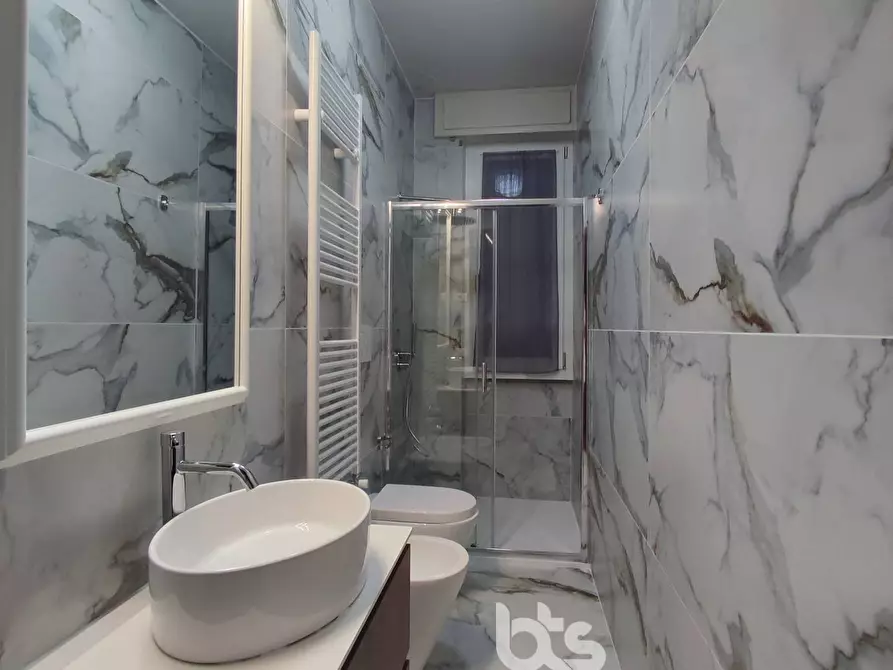 Immagine 10 di Appartamento in vendita  in via ROMA a Sarnico