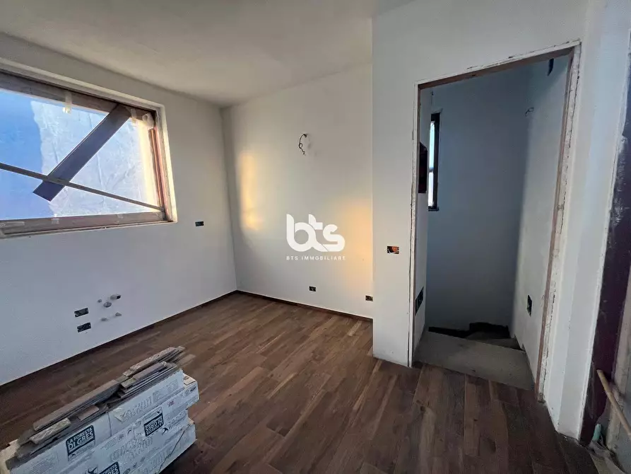 Immagine 12 di Villa in vendita  in via vincenzo bellini a Castelli Calepio