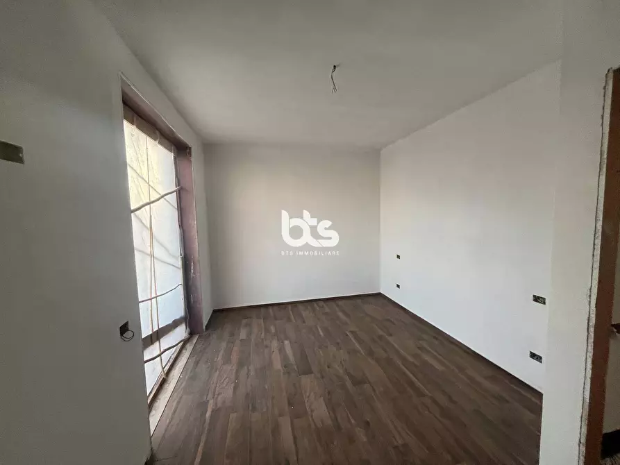 Immagine 19 di Villa in vendita  in via vincenzo bellini a Castelli Calepio