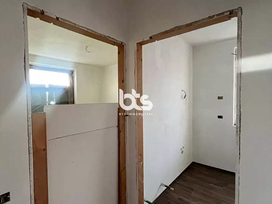 Immagine 22 di Villa in vendita  in via vincenzo bellini a Castelli Calepio