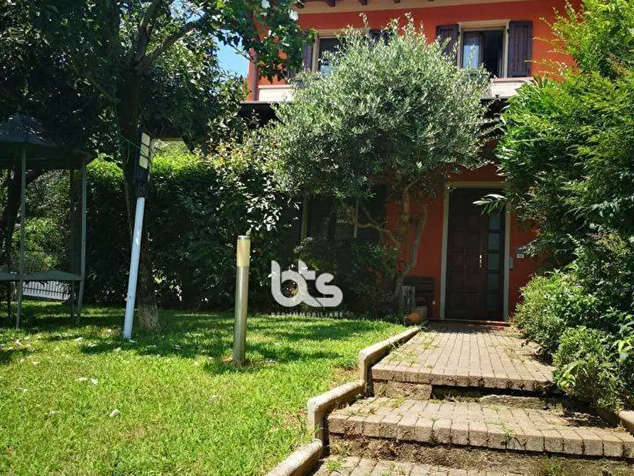 Immagine 7 di Villa in vendita  in Via don lorenzo Milani a Provaglio D'iseo