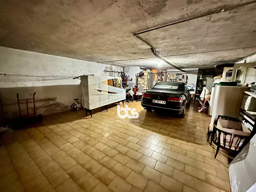 Immagine 30 di Villa in vendita  in Via Dante Alighieri a Capriolo