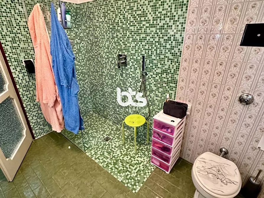 Immagine 24 di Villa in vendita  in Via Dante Alighieri a Capriolo