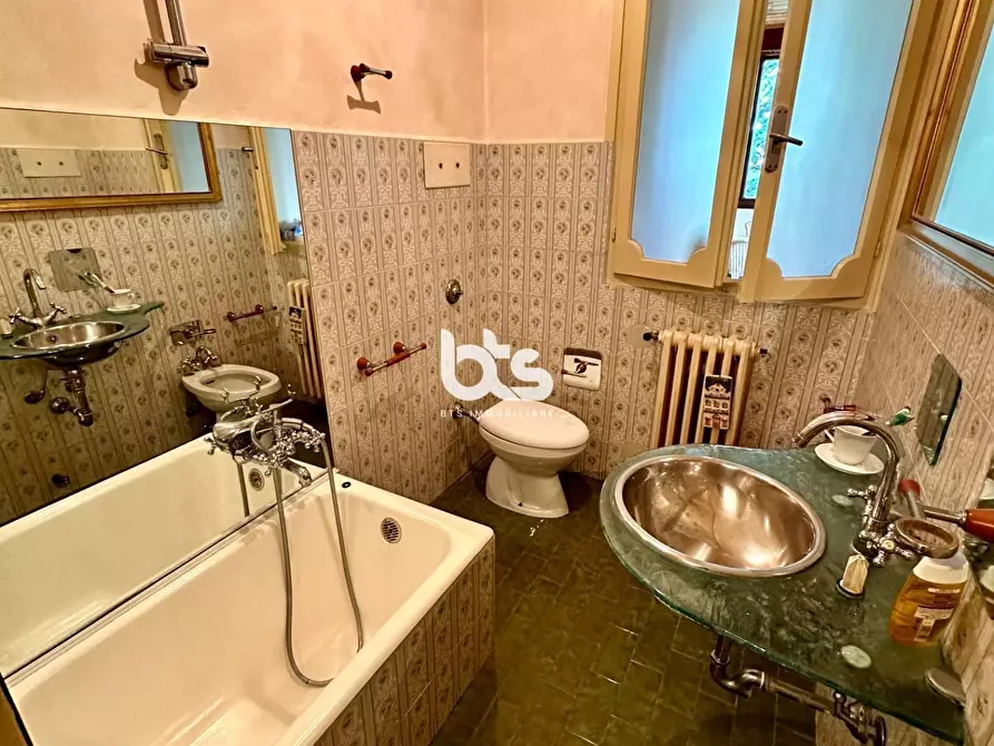 Immagine 23 di Villa in vendita  in Via Dante Alighieri a Capriolo