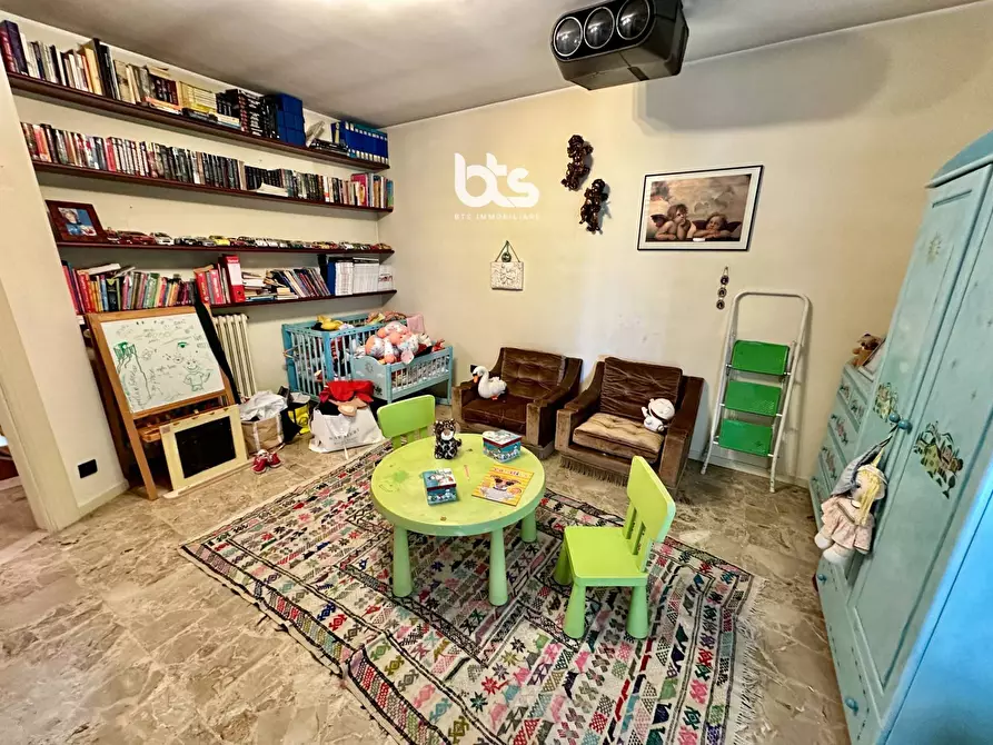 Immagine 22 di Villa in vendita  in Via Dante Alighieri a Capriolo