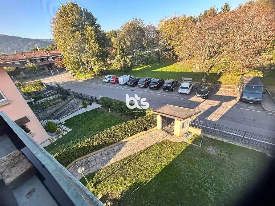 Immagine 11 di Appartamento in vendita  in via marzabotto a Corte Franca