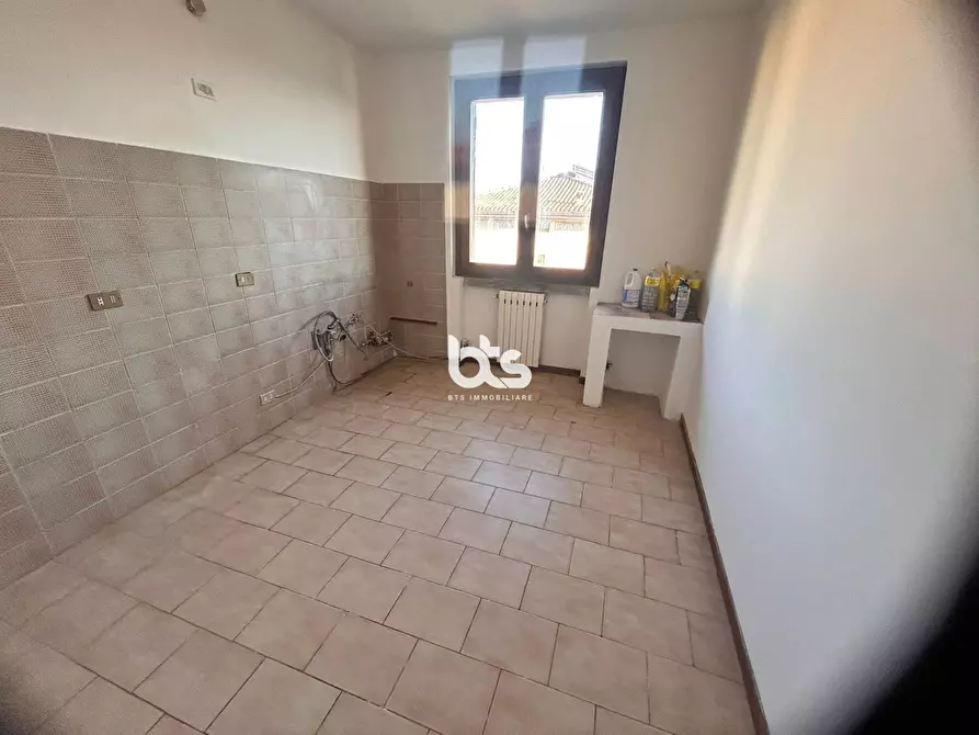 Immagine 3 di Appartamento in vendita  in via marzabotto a Corte Franca