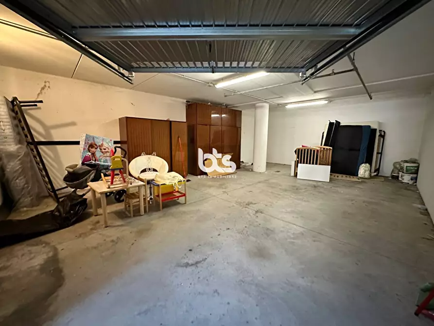 Immagine 22 di Appartamento in vendita  in Viale Roma a Sarnico