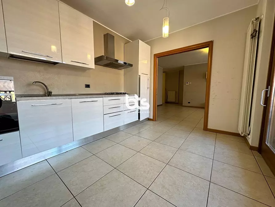 Immagine 4 di Appartamento in vendita  in Viale Roma a Sarnico