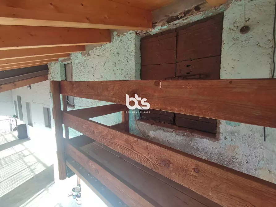 Immagine 24 di Rustico / casale in vendita  in località trussano a Vigolo