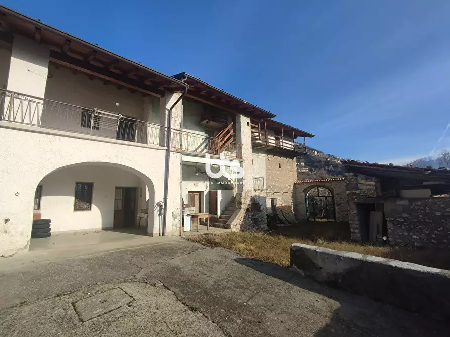 Immagine 29 di Rustico / casale in vendita  in località trussano a Vigolo