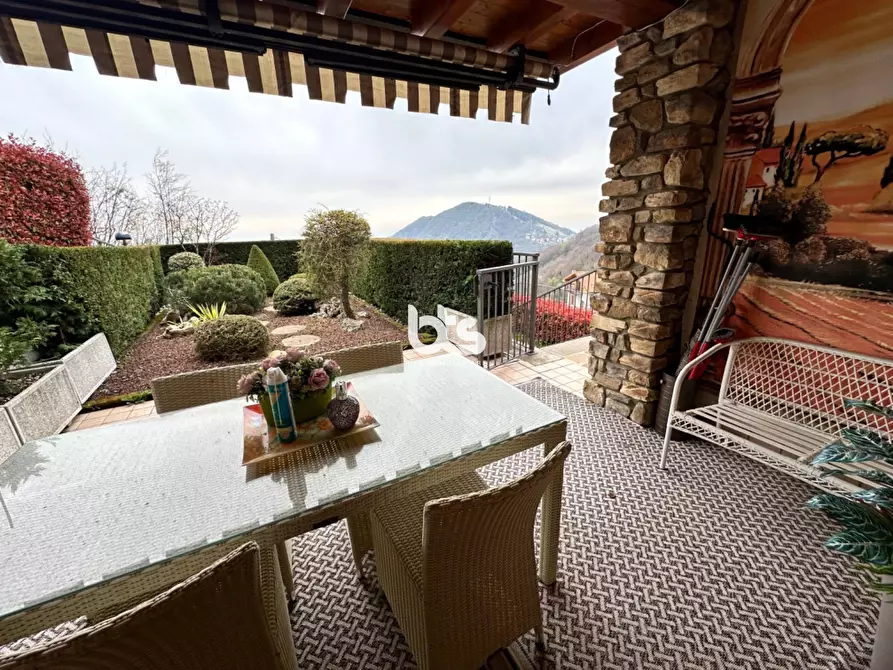 Immagine 2 di Appartamento in vendita  in Via Amora a Aviatico