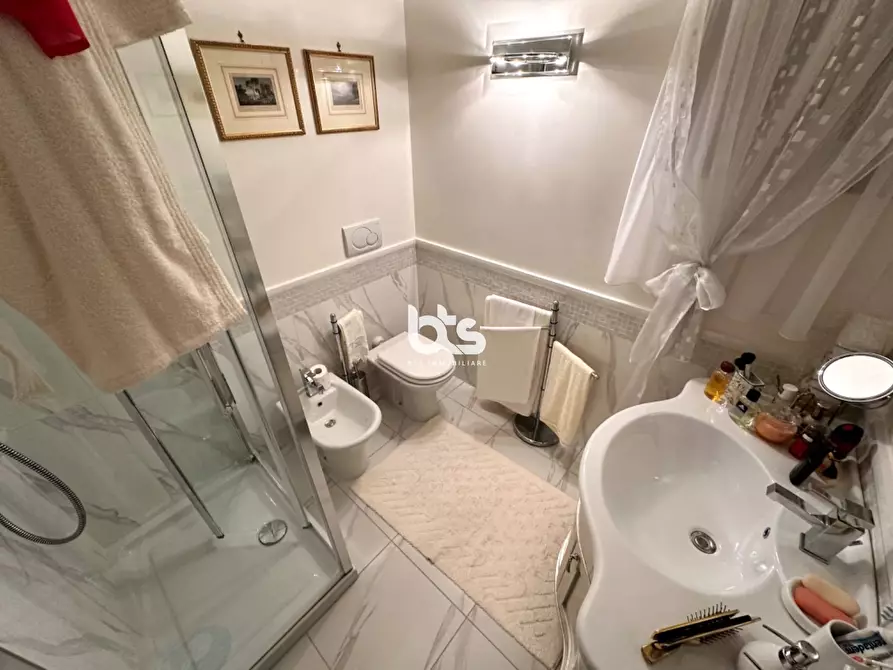 Immagine 18 di Appartamento in vendita  in Via Amora a Aviatico