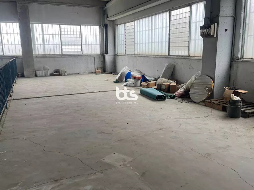 Immagine 9 di Capannone industriale in vendita  in via delle industrie a Colturano