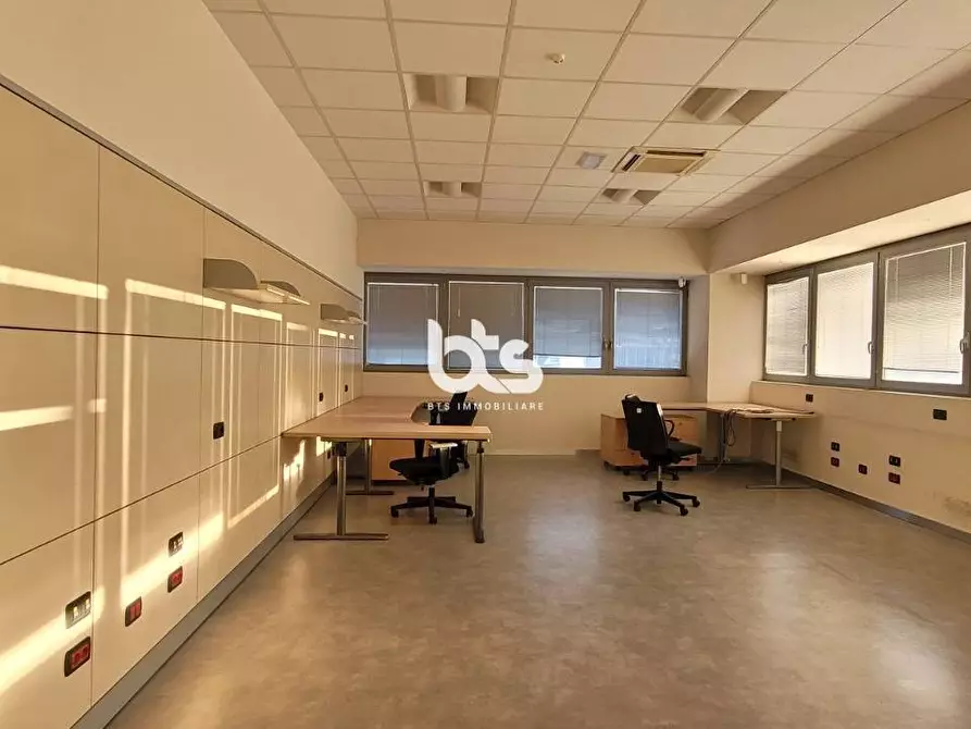 Immagine 8 di Capannone industriale in vendita  in via sant'anna a Rogno