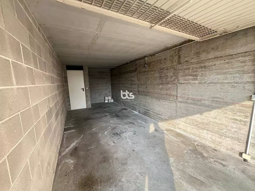 Immagine 22 di Appartamento in vendita  in via donizzetti a Villongo