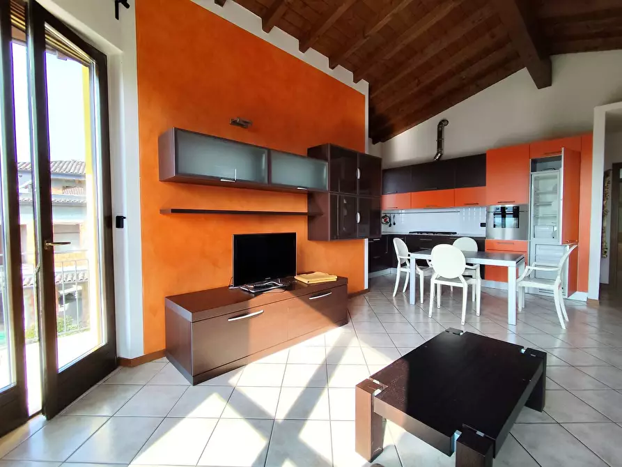 Immagine 2 di Appartamento in affitto  in viaa molere a Sarnico