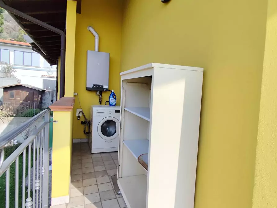 Immagine 5 di Appartamento in affitto  in viaa molere a Sarnico