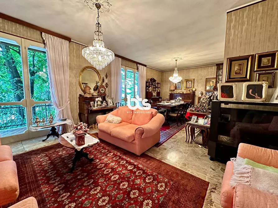 Immagine 10 di Villa in vendita  in Via Dante Alighieri a Capriolo