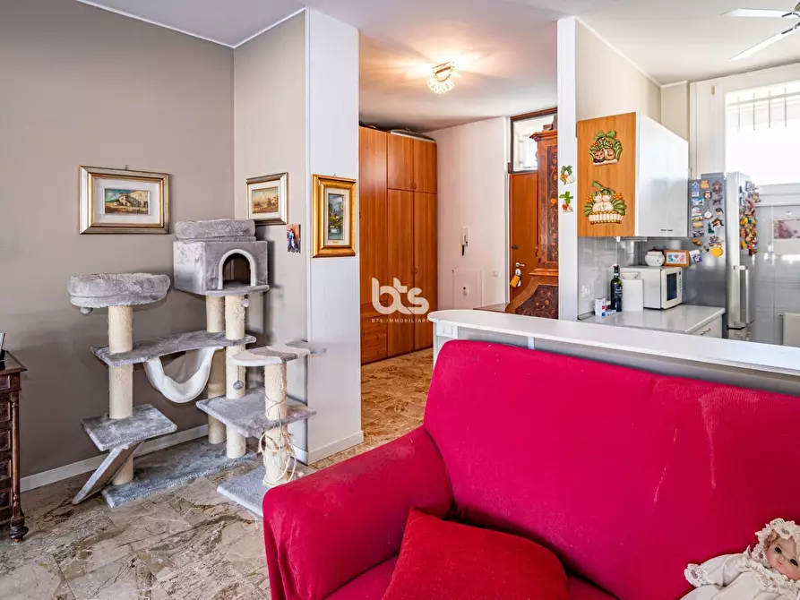 Immagine 5 di Appartamento in vendita  in Via Roma a Sarnico