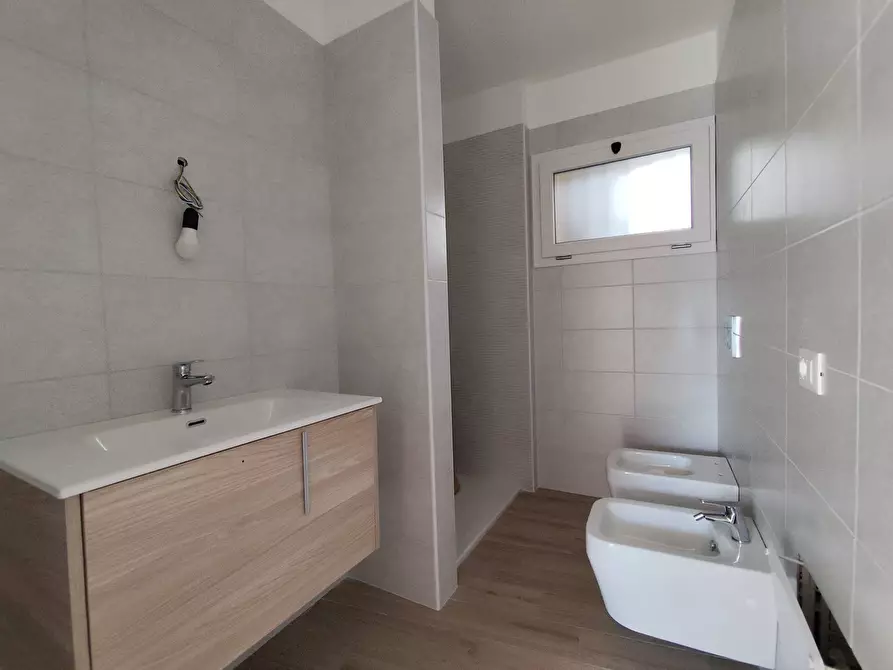 Immagine 8 di Appartamento in affitto  in VIA PIAZZE a Marone