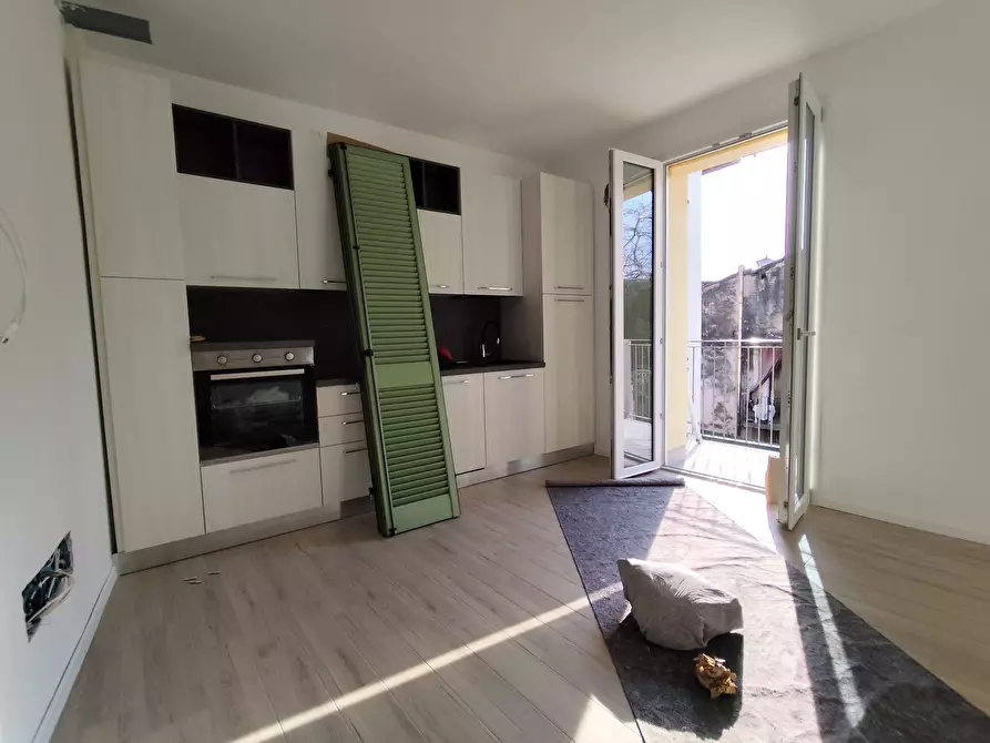 Immagine 1 di Appartamento in affitto  in VIA PIAZZE a Marone