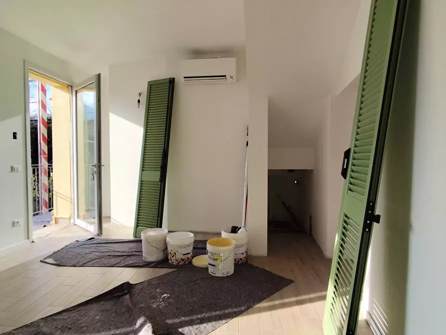 Immagine 4 di Appartamento in affitto  in VIA PIAZZE a Marone