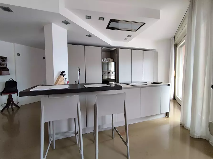 Immagine 3 di Appartamento in affitto  in VIA VITORIO VENETO a Sarnico