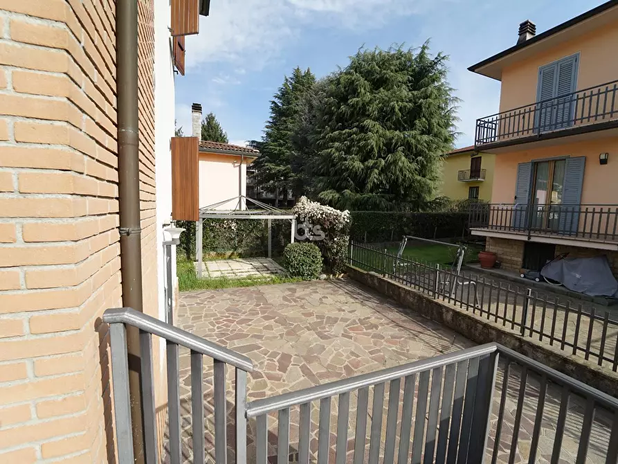 Immagine 5 di Camera in vendita  in via dei mille a Sarnico