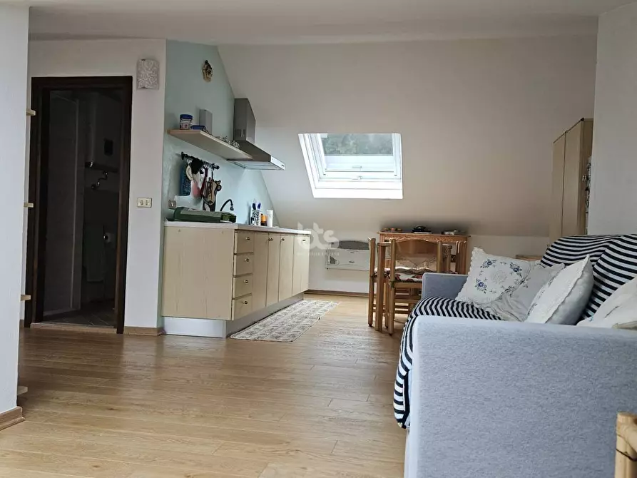 Immagine 11 di Appartamento in vendita  in via ronchelli a Riva Di Solto