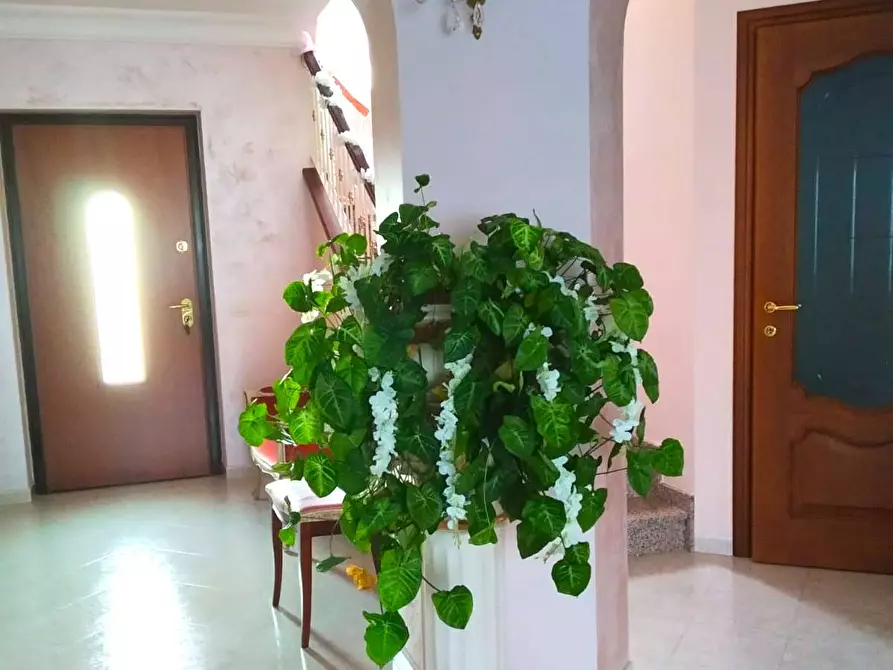 Immagine 13 di Villa in vendita  in Via Carlo Alberto a Verduno