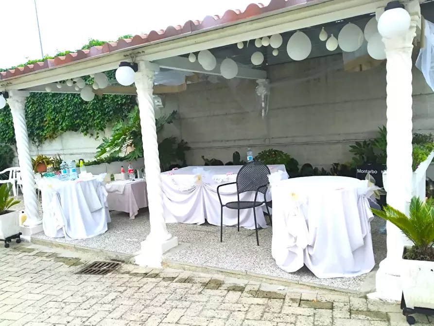 Immagine 11 di Villa in vendita  in Via Carlo Alberto a Verduno