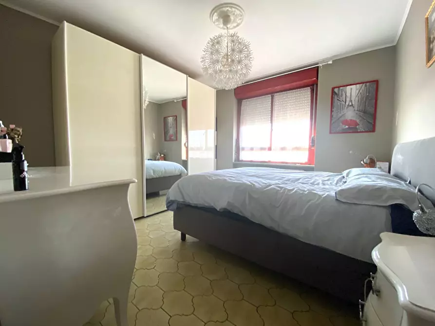 Immagine 9 di Appartamento in vendita  in Via Lunga a Villastellone