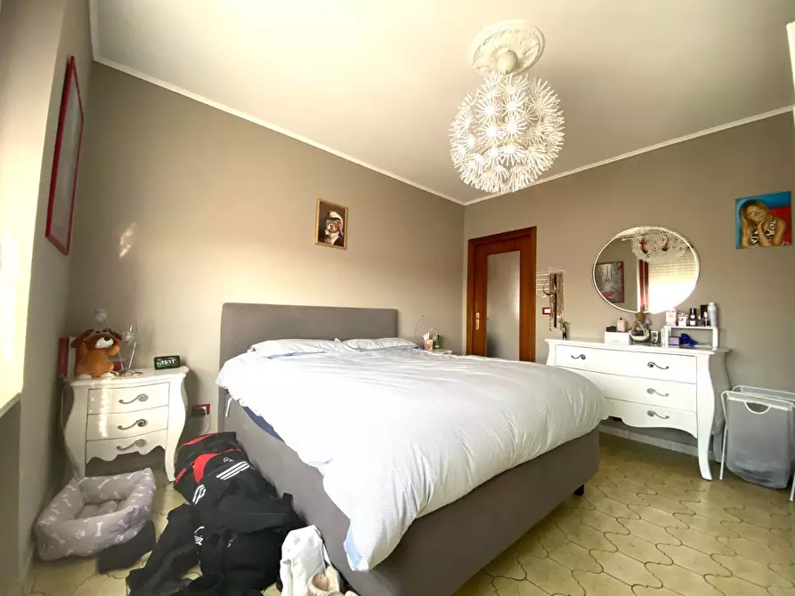 Immagine 11 di Appartamento in vendita  in Via Lunga a Villastellone