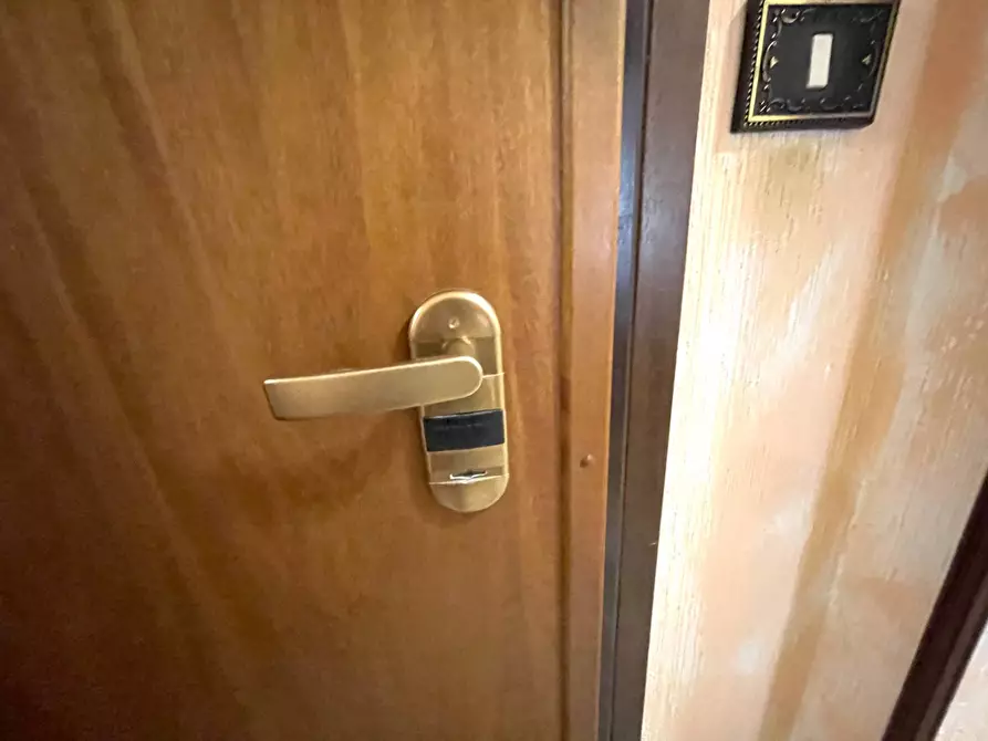 Immagine 21 di Appartamento in vendita  in Corso Laghi a Avigliana