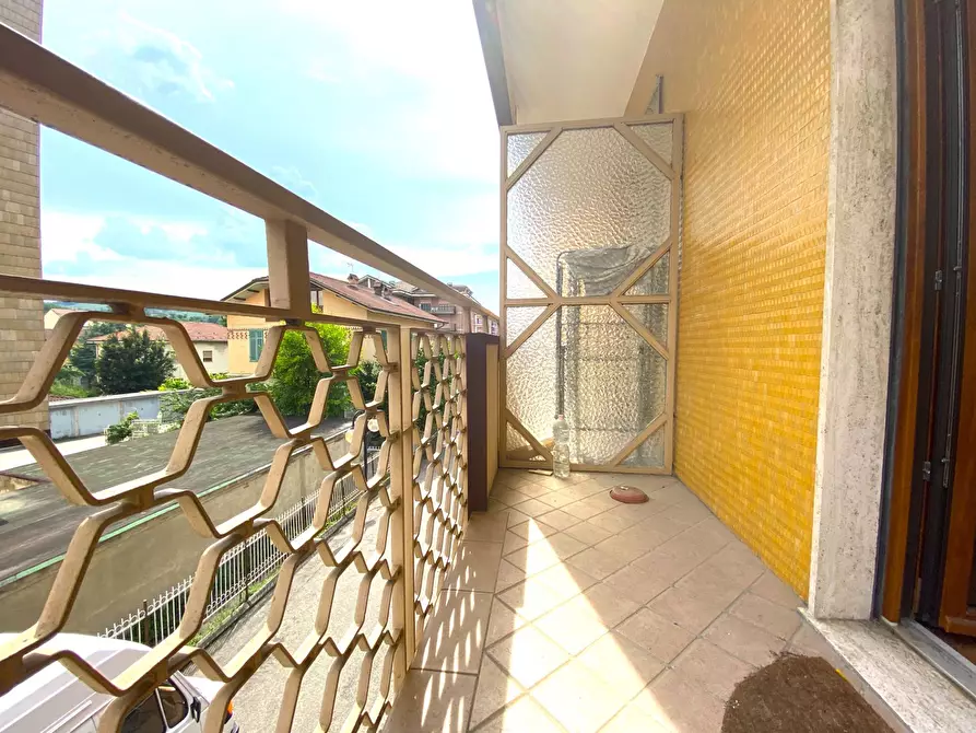 Immagine 20 di Appartamento in vendita  in Viale Divisione Cuneense a Dogliani