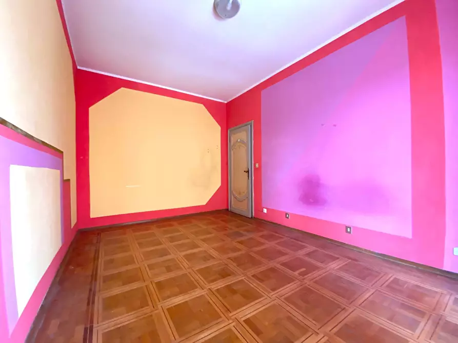 Immagine 27 di Appartamento in vendita  in Viale Divisione Cuneense a Dogliani