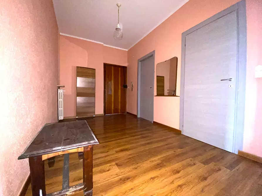 Immagine 17 di Appartamento in vendita  in Viale Divisione Cuneense a Dogliani