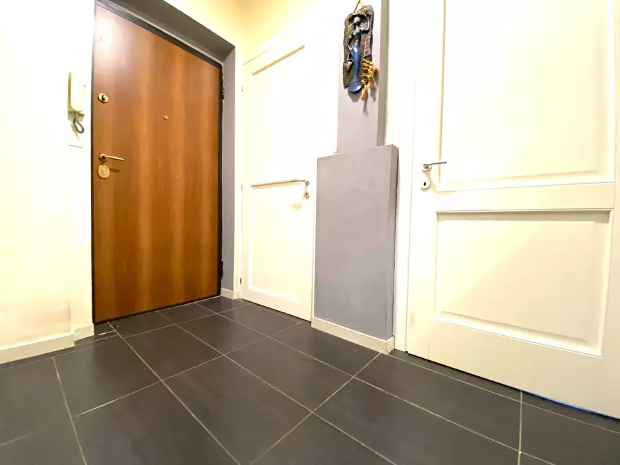 Immagine 16 di Appartamento in vendita  in Via Monte Rosa a Torino